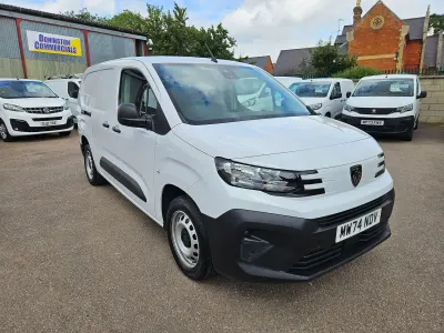 Used Peugeot Partner S 131 HP (96 kW) 2024 White MPV