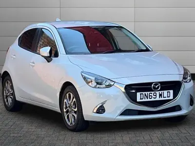 Used Mazda 2 Inclusive 89 HP (65 kW) 2019 Sonic silver Hatchback