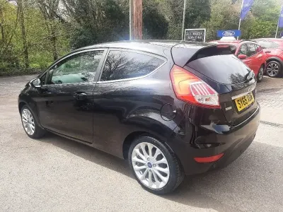 Usado Ford Fiesta Titanium X 100 HP (73 kW) 2015 Preto Citadino