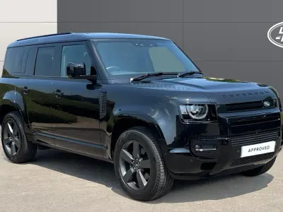 Used Land Rover Defender HSE Dynamic 249 HP (183 kW) 2025 Metallic  santorini black SUV