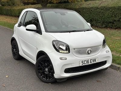 White Used 2016 Smart ForTwo Coupé Coupe | £4,990 (Fair price)