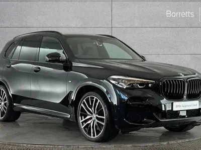 Używany BMW X5 M Sport 335 KM (246 kW) 2023 Czarny SUV