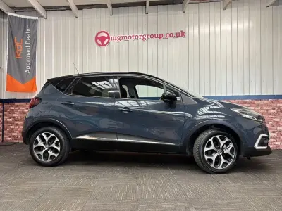 Używany Renault Captur Dynamique 90 KM (66 kW) 2017 Niebieski SUV