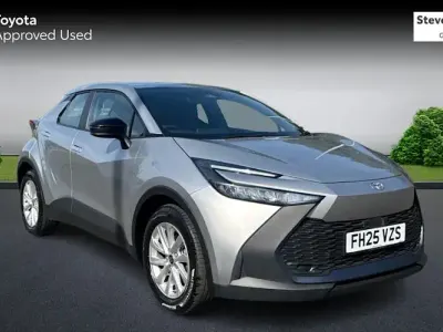 Used Toyota C-HR 140 HP (102 kW) 2025 Silver SUV