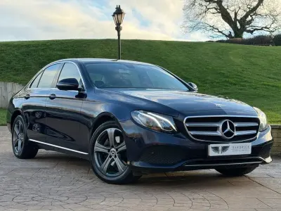Used Mercedes E220 SE 194 HP (142 kW) 2018 Blue Sedan