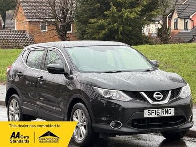 Black Used 2016 Nissan Qashqai Acenta SUV | £4,995 (Good price)