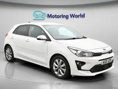 Used Kia Rio 118 HP (86 kW) 2021 White Hatchback