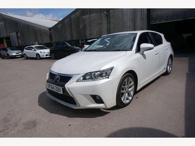 Lexus CT200h