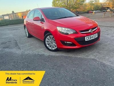 Second-hand Vauxhall Astra Excite 2014 Roșu Hatchback