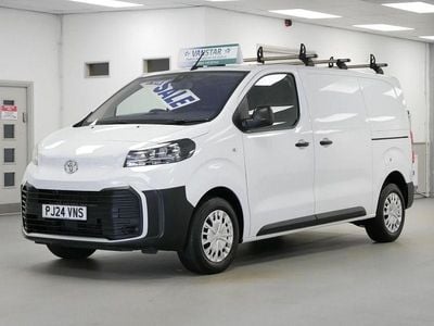 Used Toyota Proace Edition 145 HP (106 kW) 2024 White MPV