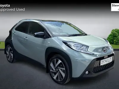 Used Toyota Aygo X 72 HP (52 kW) 2024 Green SUV