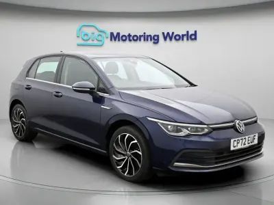 Used VW Golf VIII Style 131 HP (96 kW) 2023 Blue Hatchback