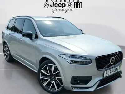 Usado Volvo XC90 Ultra 250 CV (183 kW) 2024 Plateado SUV