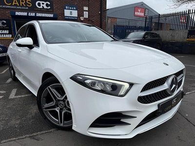 Used Mercedes A180 AMG line 136 HP (100 kW) 2019 White Hatchback
