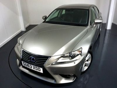 Lexus IS300h