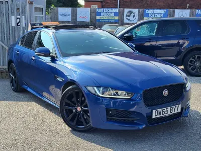Used Jaguar XE R-Sport 180 HP (132 kW) 2016 Blue Sedan