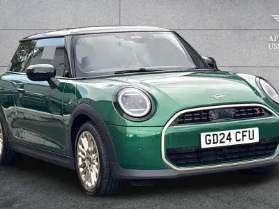 Used Mini Cooper Exclusive 204 HP (150 kW) 2024 Green Hatchback
