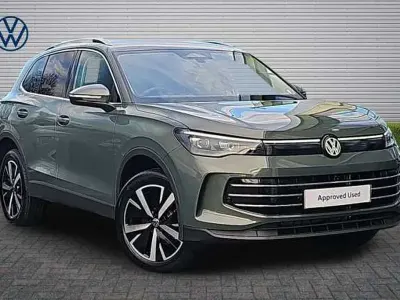 Used VW Tiguan Elegance 204 HP (150 kW) 2026 Cipressino green SUV