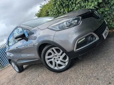 Used Renault Captur Dynamique 90 HP (66 kW) 2014 Grey SUV