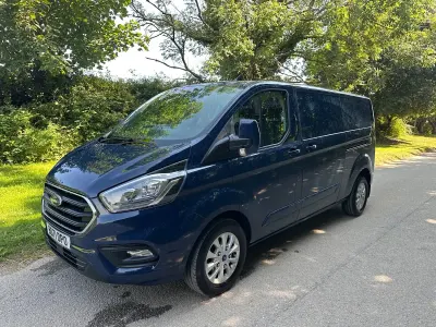 Used Ford Transit Custom Limited 130 HP (95 kW) 2021 Blue Van