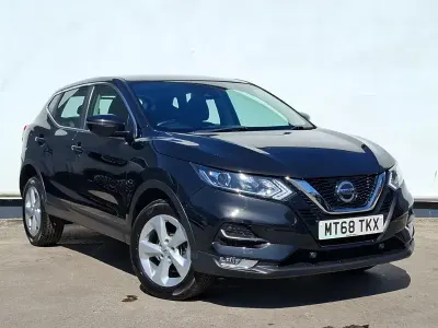 Używany Nissan Qashqai Acenta Premium 115 KM (84 kW) 2019 Czarny SUV