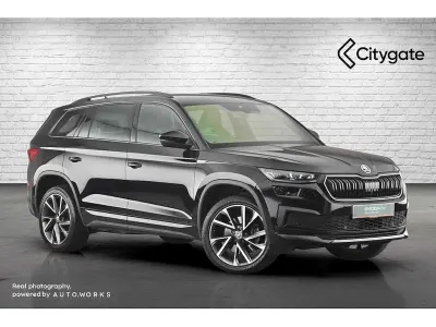 Used Skoda Kodiaq SportLine 140 HP (102 kW) 2023 Black magic pearl effect SUV