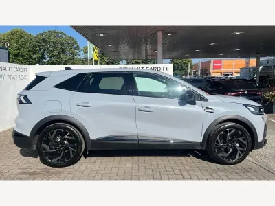 Used Renault Symbioz Iconic Esprit Alpine 143 HP (105 kW) 2025 Grey  SUV
