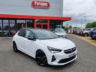 Used Vauxhall Corsa 100 HP (73 kW) 2023 White Hatchback
