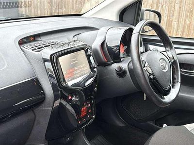 Used Toyota Aygo x-press 69 HP (50 kW) 2017 Black Hatchback