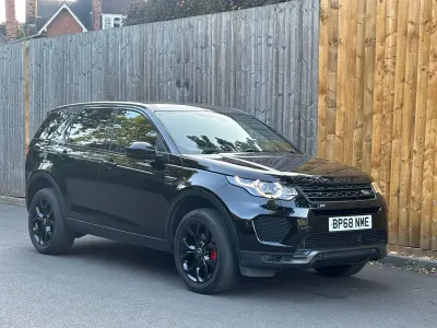 Used Land Rover Discovery 5 Landmark 2018 Black SUV
