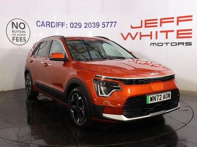 Orange Used 2022 Kia Niro Play SUV | £16,488 (Good price)
