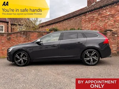 Used Volvo V60 R-Design 150 HP (110 kW) 2018 Grey Estate