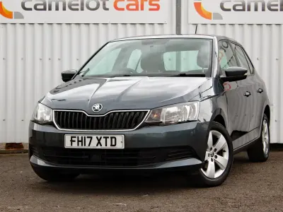 Usado Skoda Fabia SE 2017 Cinzento Citadino