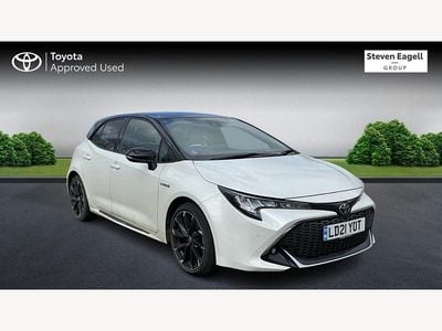 Used Toyota Corolla Sport 122 HP (89 kW) 2021 White/black Hatchback
