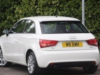 Begagnad Audi A1 2010 Halvkombi