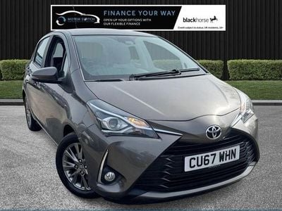 Used Toyota Yaris 111 HP (81 kW) 2017 Bronze Hatchback
