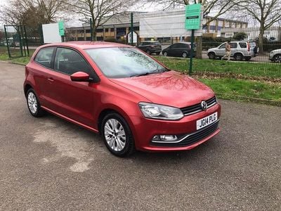 Used VW Polo SE 75 HP (55 kW) 2014 Red Hatchback