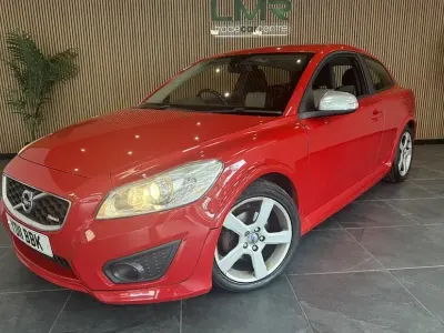 Used Volvo C30 R-Design 115 HP (84 kW) 2011 Red Hatchback