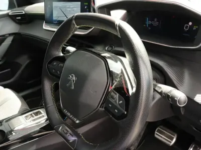 Used Peugeot e-208
