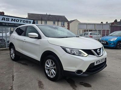 Used Nissan Qashqai Acenta Premium 2014 White SUV