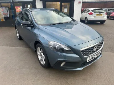 Usado Volvo V40 2013 Azul Citadino