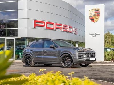 Used Porsche Cayenne 2025 Quarzite grey metallic SUV