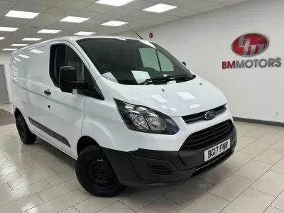 Used Ford Transit Custom 105 HP (77 kW) 2017 White Van