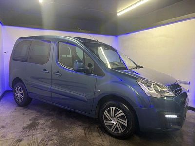 Used Citroën Berlingo Feel 100 HP (73 kW) 2018 Blue MPV
