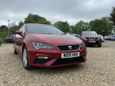 Used Seat Leon FR 130 HP (95 kW) 2019 Red Hatchback