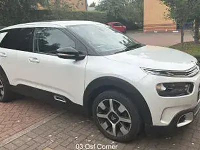 Used Citroën C4 Cactus Flair 110 HP (80 kW) 2019 White Hatchback
