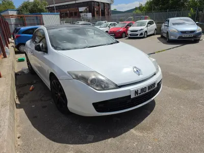 Used Renault Laguna Coupé 2010 White Coupe