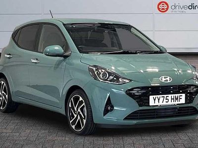 Pearl mangrove green New 2025 Hyundai i10 Premium Hatchback | £16,850 (Fair price)