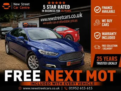Used Ford Mondeo Zetec 120 HP (88 kW) 2017 Blue Hatchback