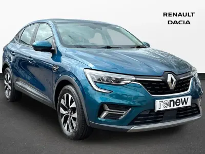 Used Renault Arkana Iconic 142 HP (104 kW) 2022 Zanzibar blue  SUV